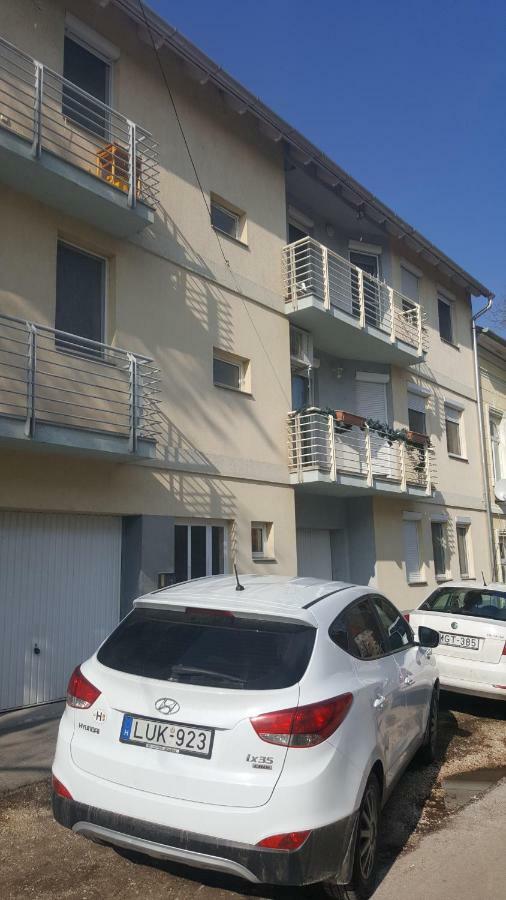 Kristály Apartman Szeged Exterior foto